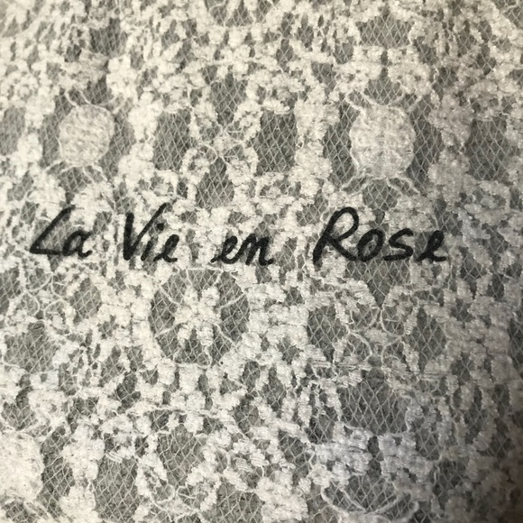 Cache Cache “La Vie en Rose” Sweater Size M - Picture 2 of 5
